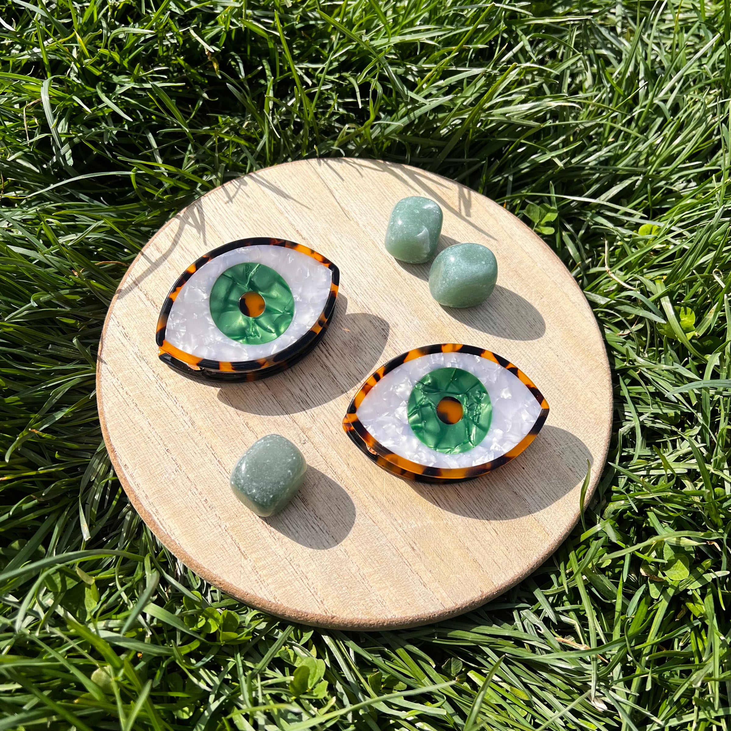 Anthropologie lucky charm evil eye green hair claw clip Manifesting Dollar Hair Claw Clip | Lucky Charm Clip | Funny  main image 4